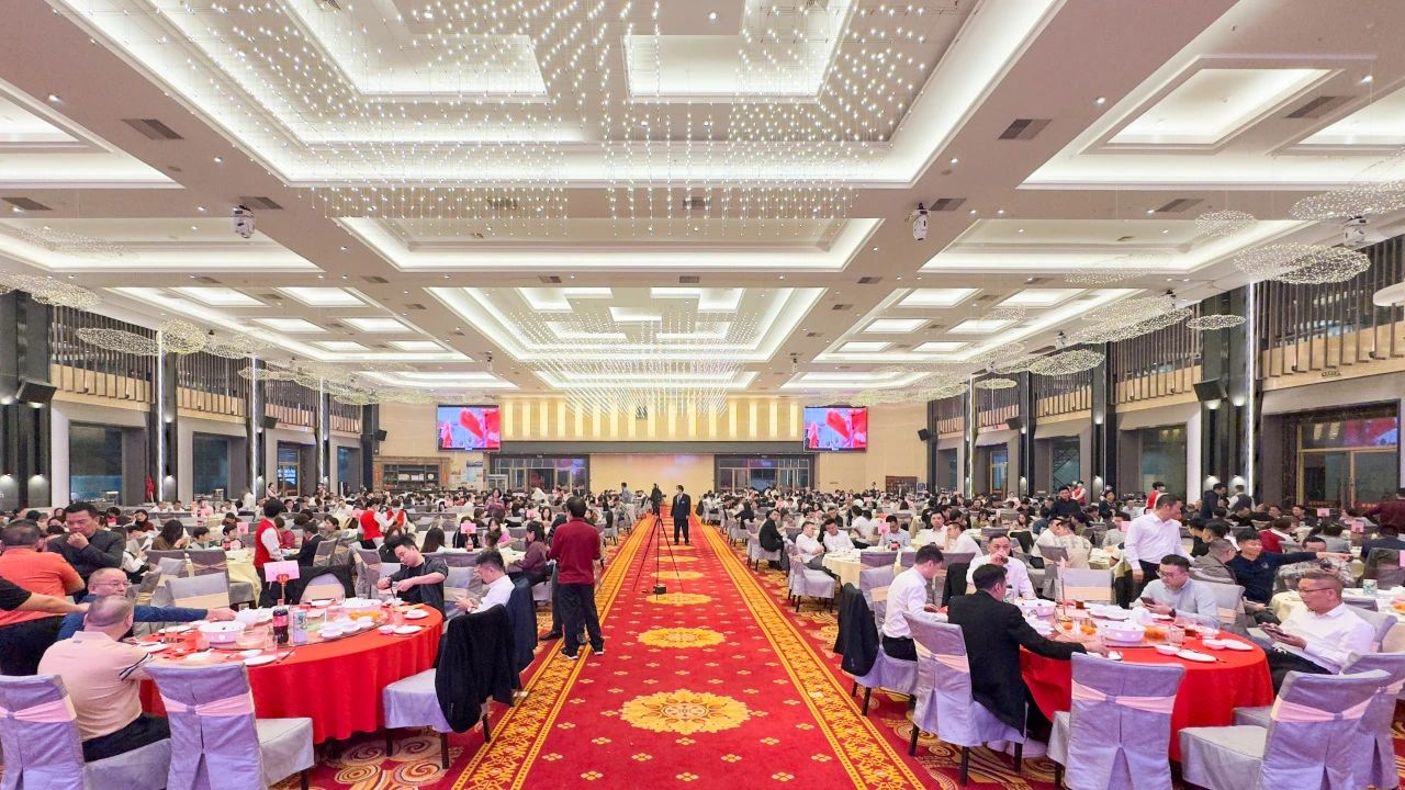 拓路前行·領跑未來 | 集團2023年度總結會暨2024迎新晚會圓滿結束！(圖14)