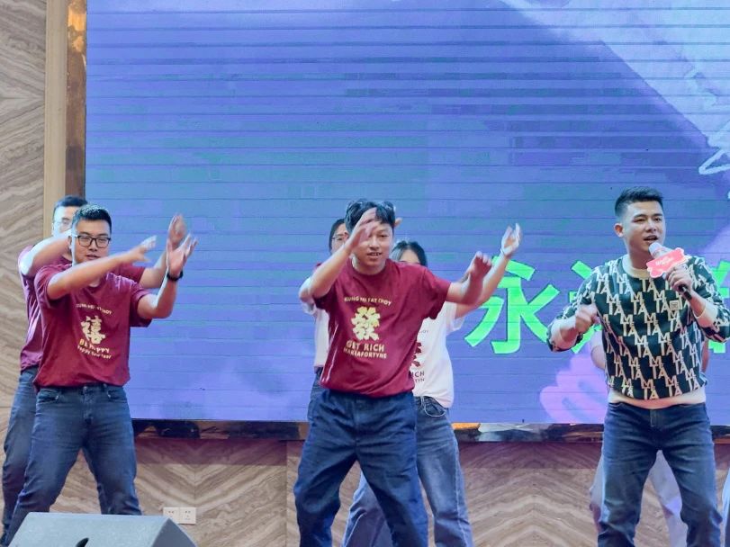 拓路前行·領跑未來 | 集團2023年度總結會暨2024迎新晚會圓滿結束！(圖30)