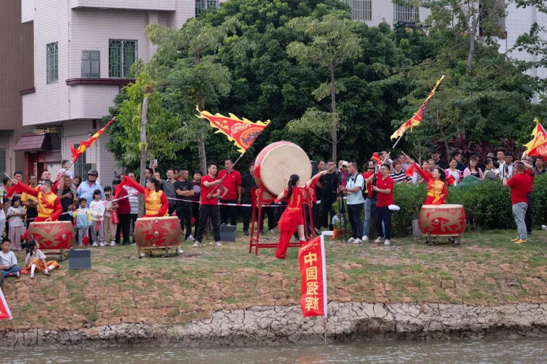 燃動金秋 | 草艇競渡，奪人風采彰顯非遺文化瑰寶之韻(圖5)